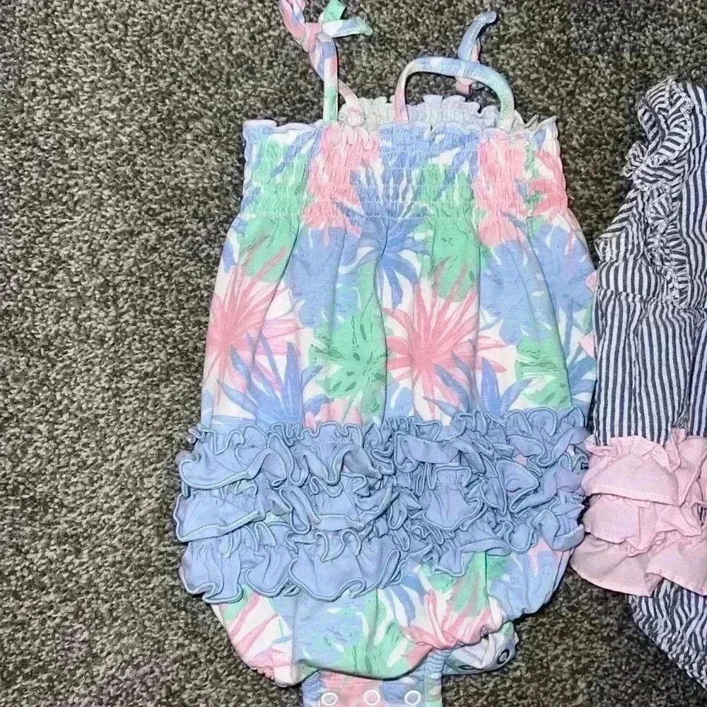 RUFFLE BUTTS 0-3 months outfits - Picture 2 of 8